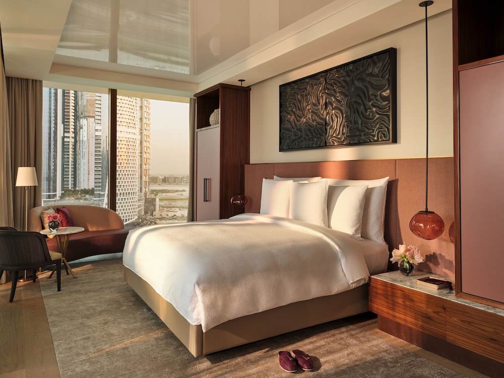 the lana dorchester collection