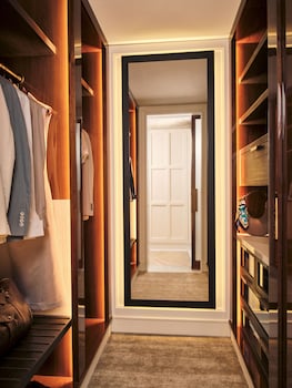 the lana dorchester collection
