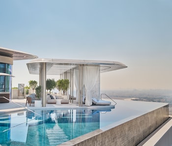 the lana dorchester collection