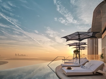 the lana dorchester collection
