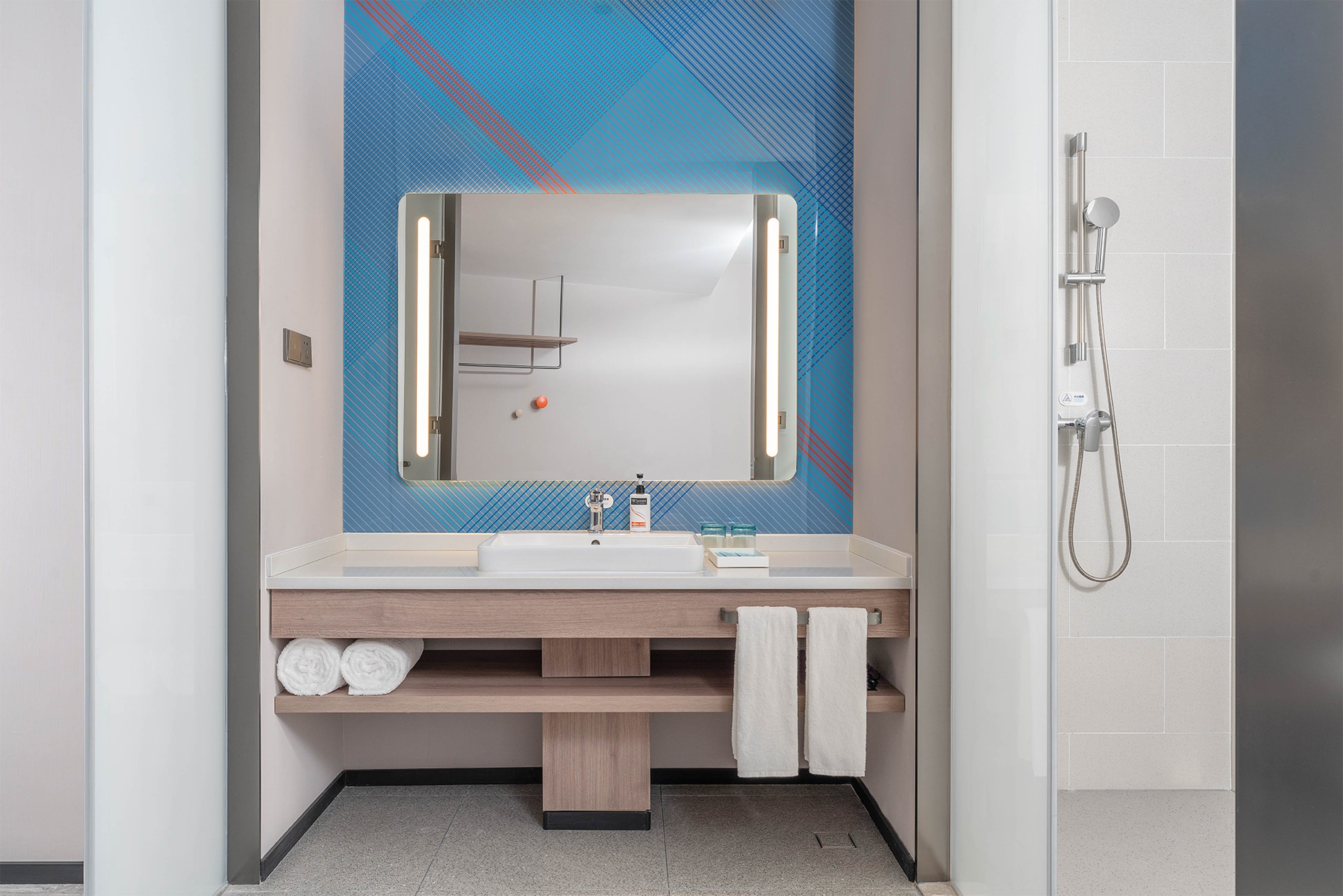 holiday inn express yinchuan yuehai an ihg hotel