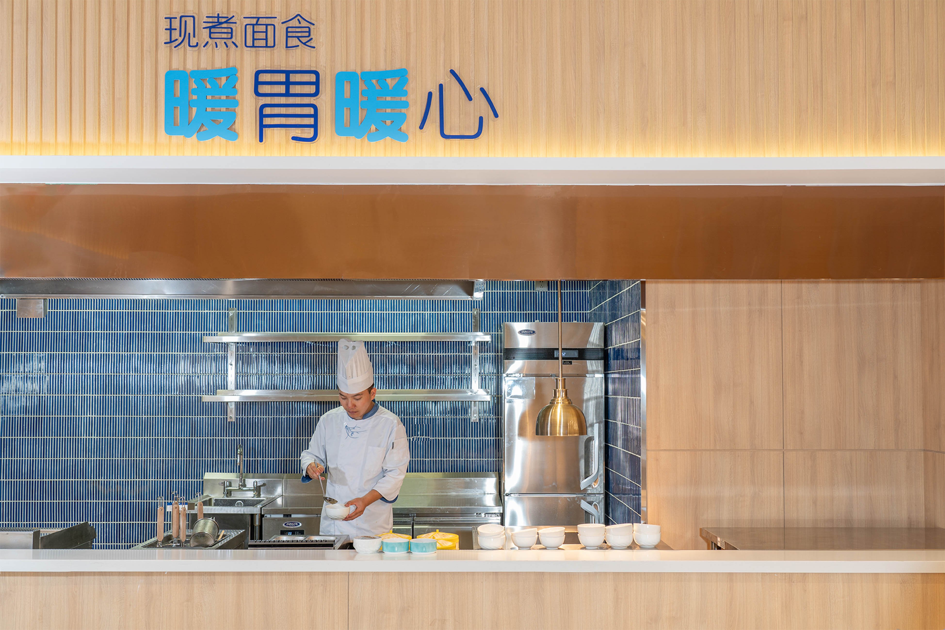 holiday inn express yinchuan yuehai an ihg hotel