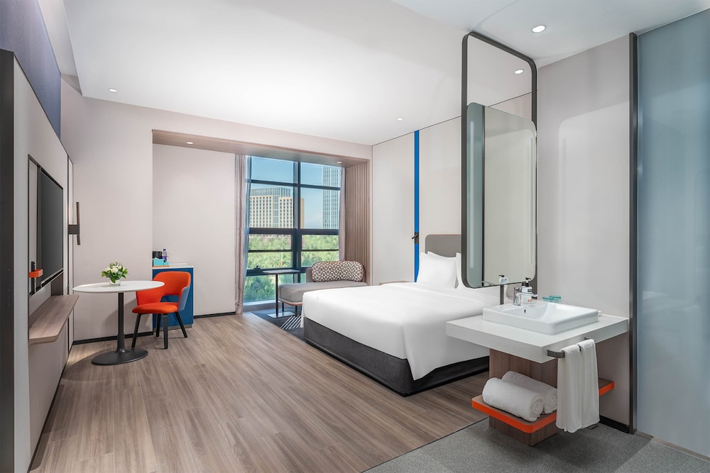 holiday inn express yinchuan yuehai an ihg hotel