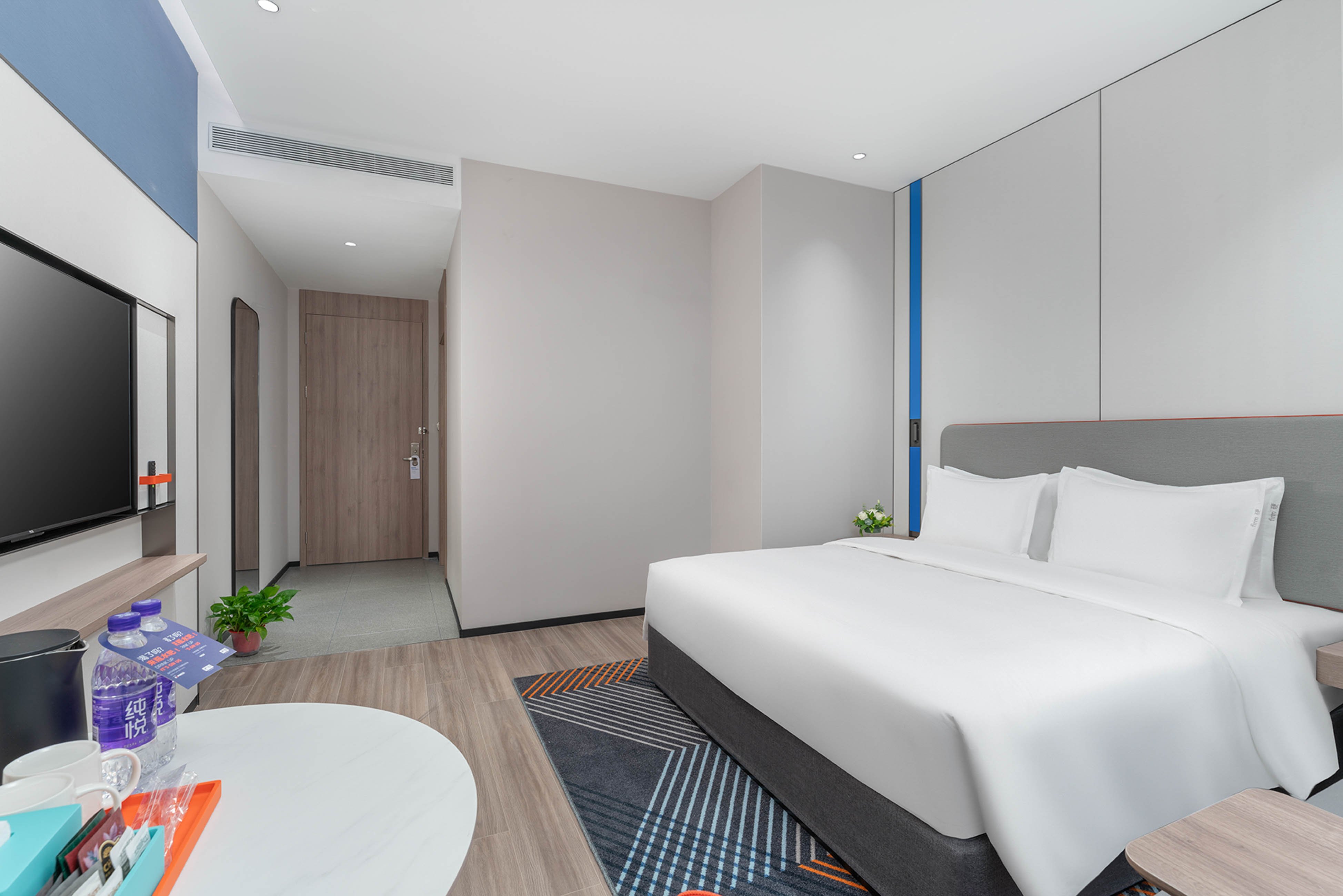 holiday inn express yinchuan yuehai an ihg hotel