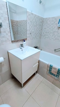 hostal estudios
