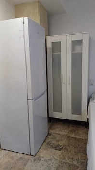 hostal estudios