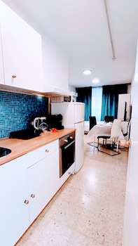 hostal estudios
