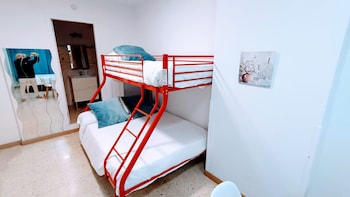 hostal estudios