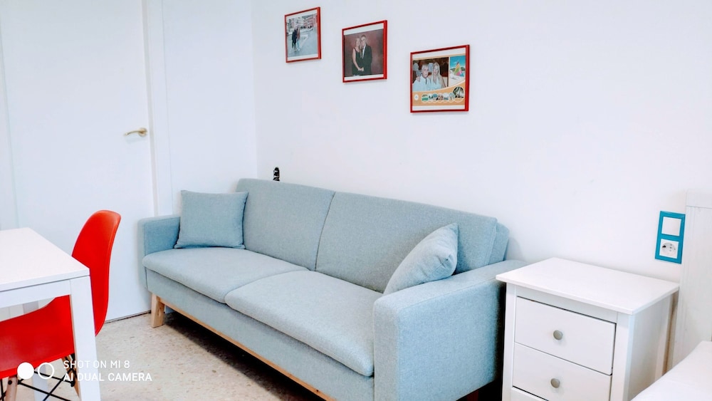 hostal estudios