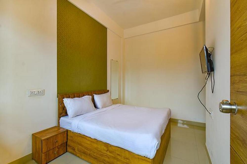 via tiru residency