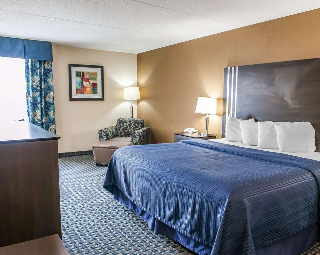 quality inn terre haute university area