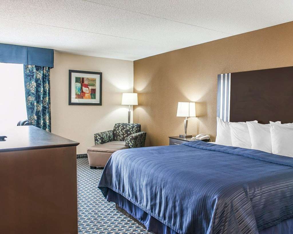 quality inn terre haute university area