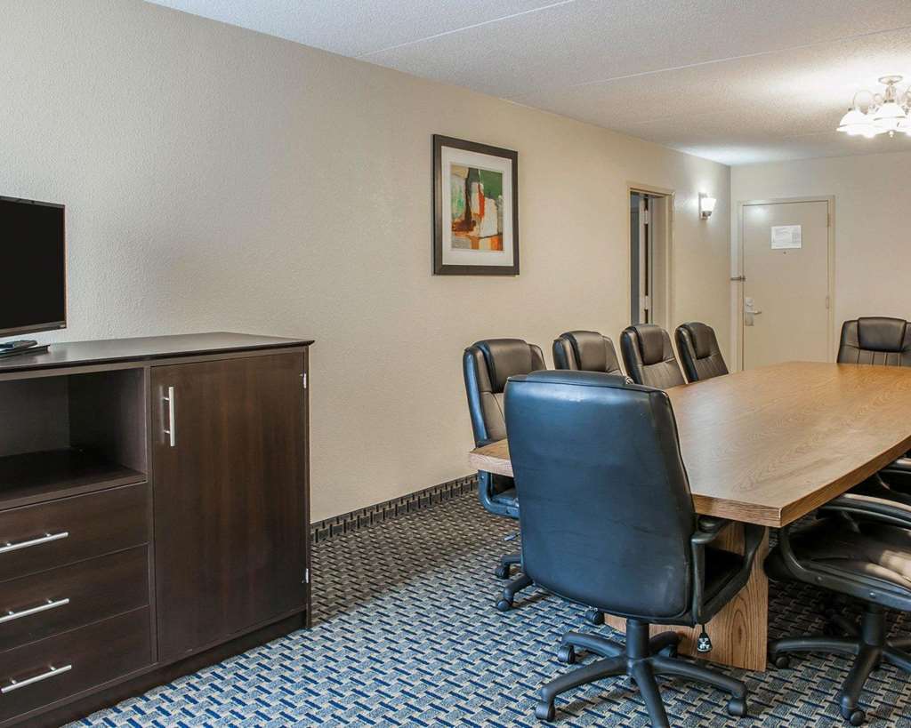 quality inn terre haute university area