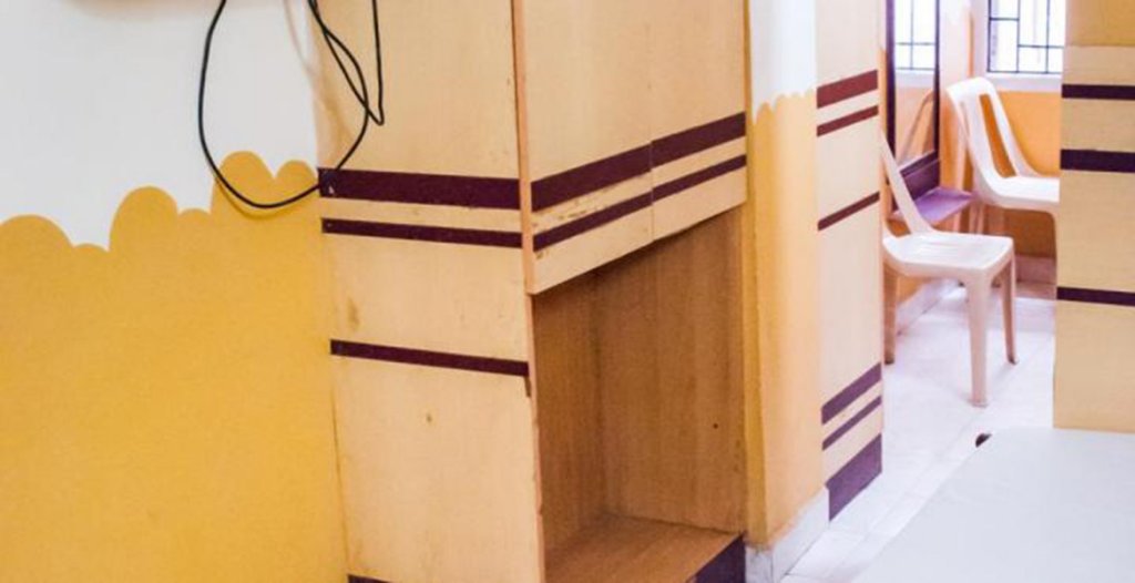 Sri Krishna Guest House,Rangapillai Street,2 star