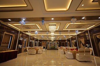 Hotel Taj Crown Plaza,India>>Agra,3.5 star