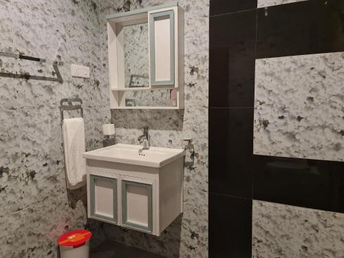 top rich hotel nuwara eliya