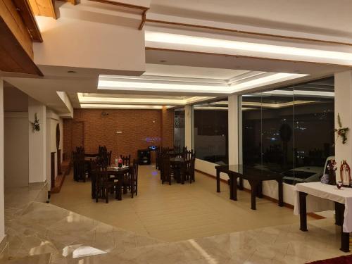 top rich hotel nuwara eliya
