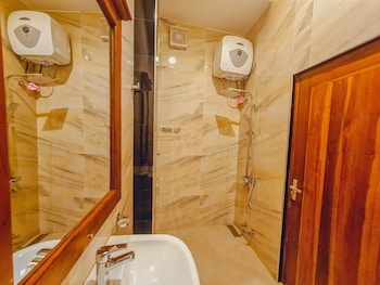 top rich hotel nuwara eliya