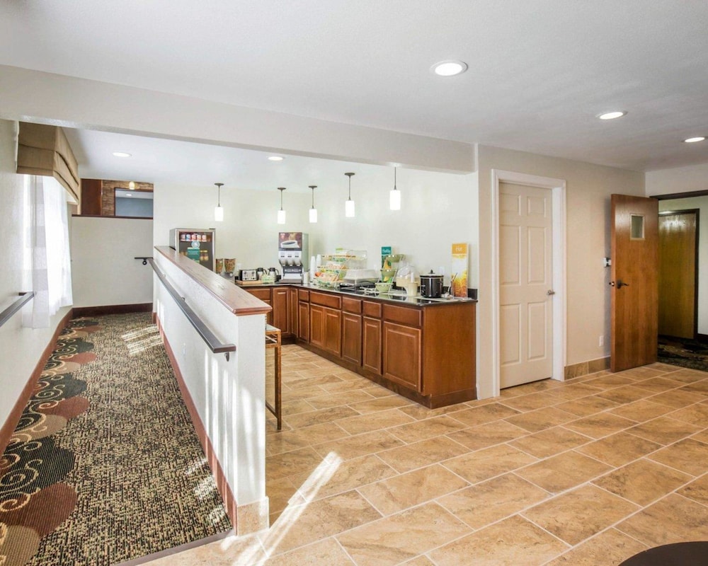 quality inn gillette i 90 east