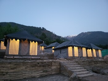 Summer Camps Manali,India>>Manali,3 star