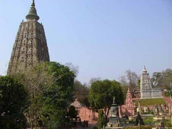 Hotel Shanti,Bodhgaya>>Bodh Gaya,2 star