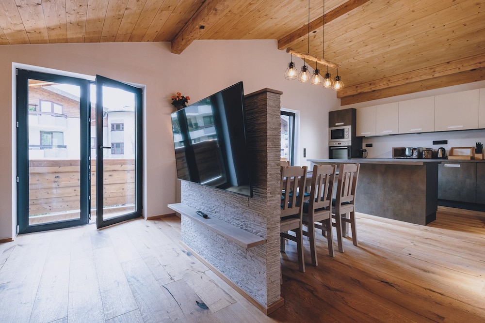 premium apartments areit penthouse