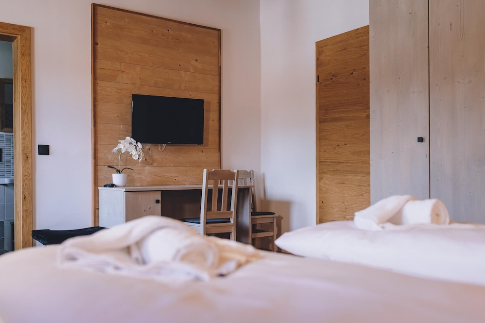 premium apartments areit penthouse