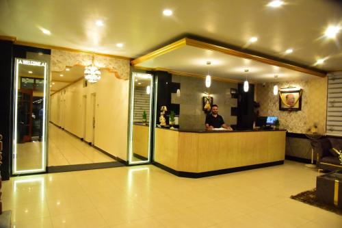 Rajalakshmi Comforts,Near Bannimantap,3 star