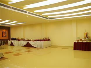 center point hotel and restaurant