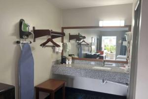 days inn by wyndham greenville