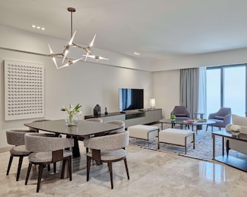 grand hyatt kuwait residences