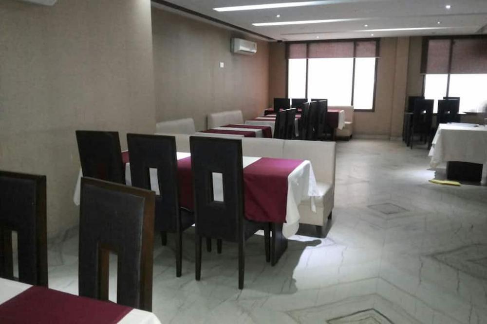 hotel ek noor residency