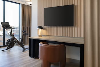 cascade hotel kansas city a tribute portfolio hotel