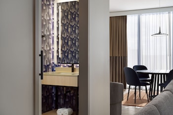 cascade hotel kansas city a tribute portfolio hotel