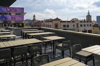 cascade hotel kansas city a tribute portfolio hotel