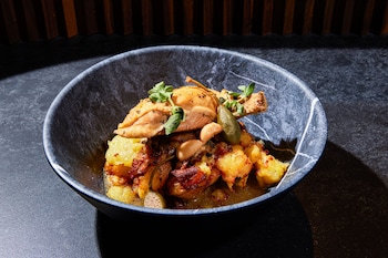 cascade hotel kansas city a tribute portfolio hotel