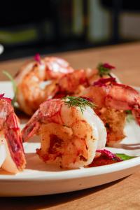 cascade hotel kansas city a tribute portfolio hotel