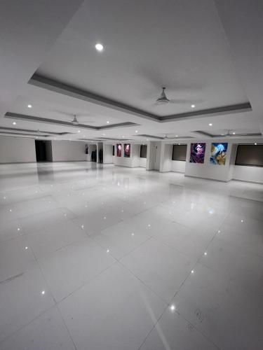 hotel modi samrat
