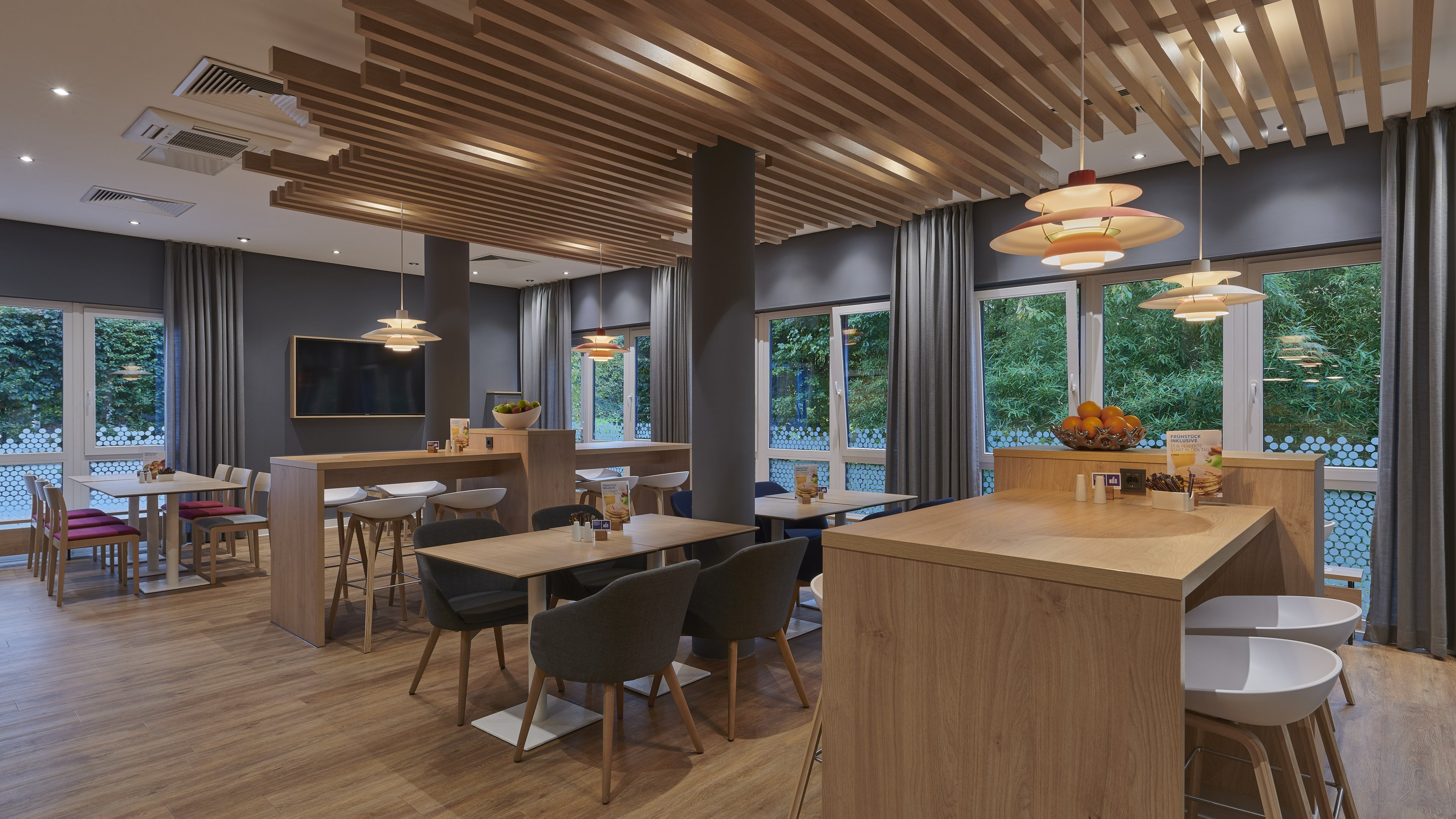 holiday inn express cologne troisdorf by ihg