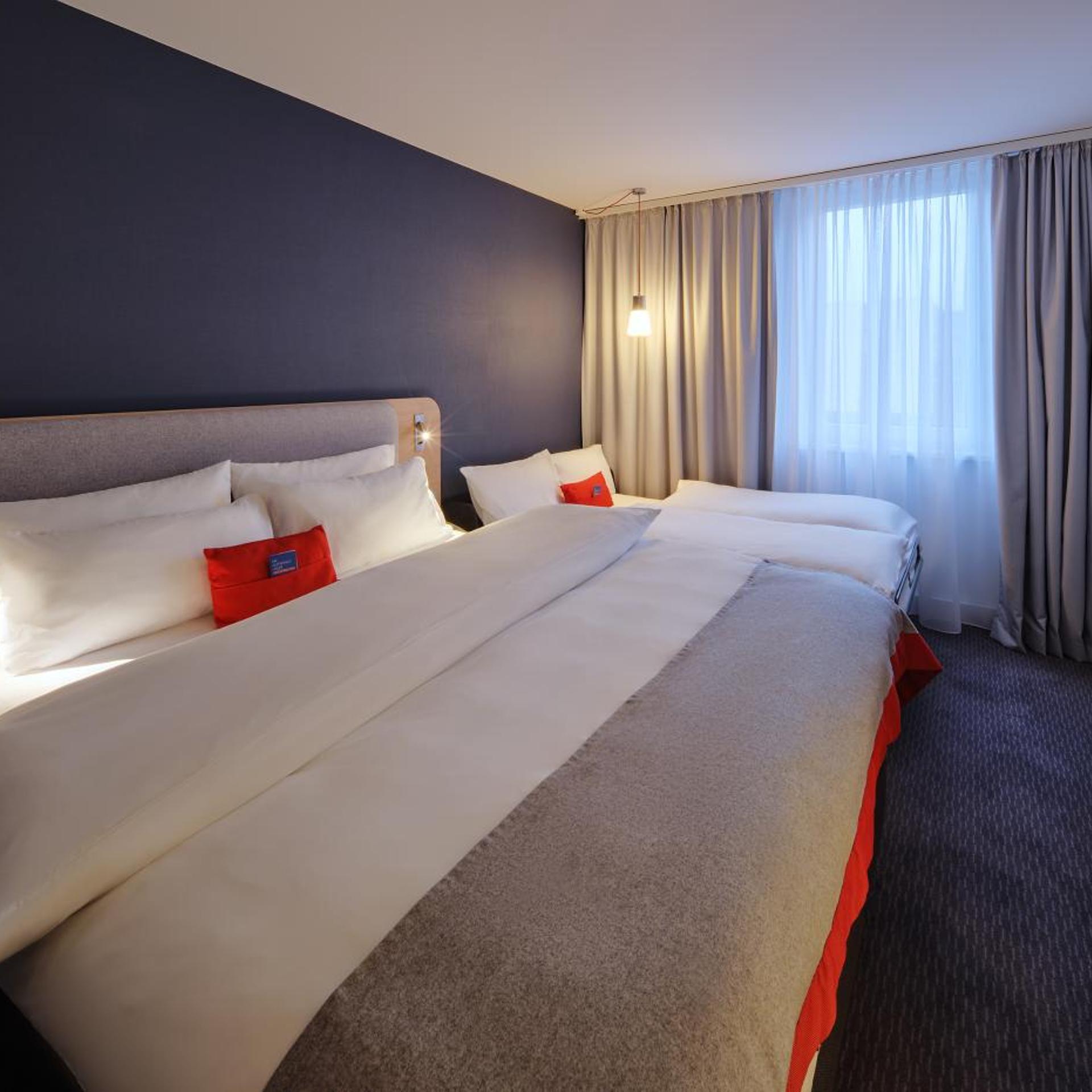 holiday inn express cologne troisdorf by ihg