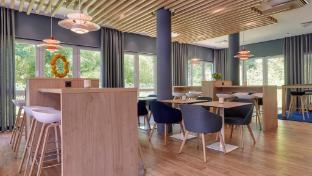 holiday inn express cologne troisdorf by ihg