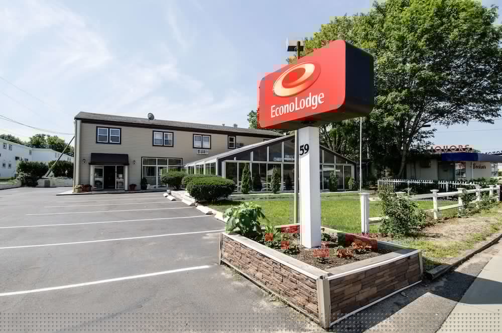 Econo Lodge,Hyannis>>Barnstable,3 star
