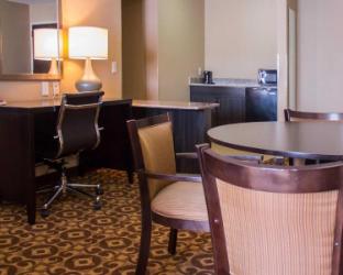comfort inn and suites trussville i 59 exit 141