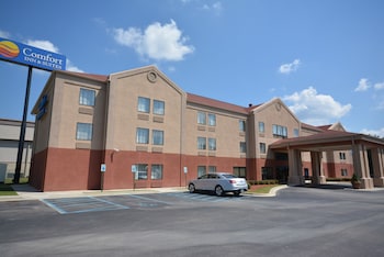 comfort inn and suites trussville i 59 exit 141
