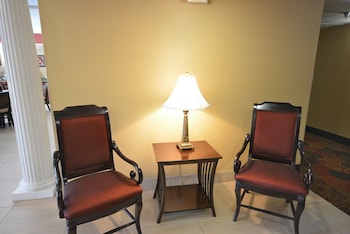 comfort inn and suites trussville i 59 exit 141