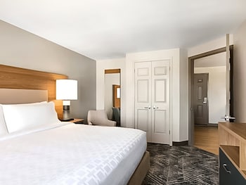 candlewood suites champaign urbana university area by ihg