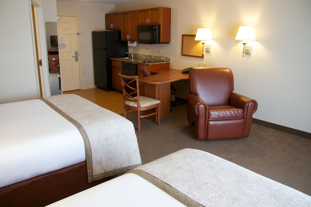 candlewood suites champaign urbana university area by ihg