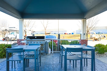 candlewood suites champaign urbana university area by ihg