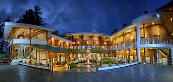 treehouse chail villas