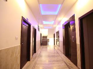 Hotel Nirvana Palace Rishikesh,Swarg Ashram Road,3 star